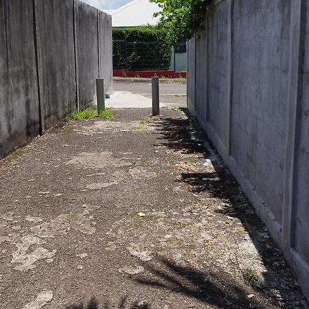 Chez Jojo Lägenhet Baie-Mahault Exteriör bild